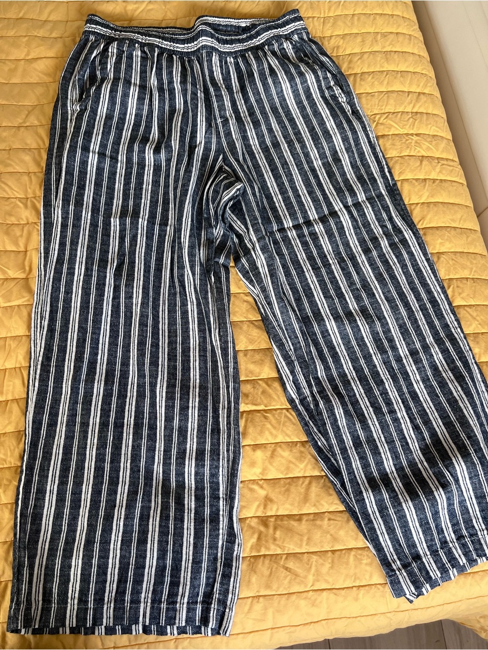 Old Navy Navy and White Striped Wide Leg Pants